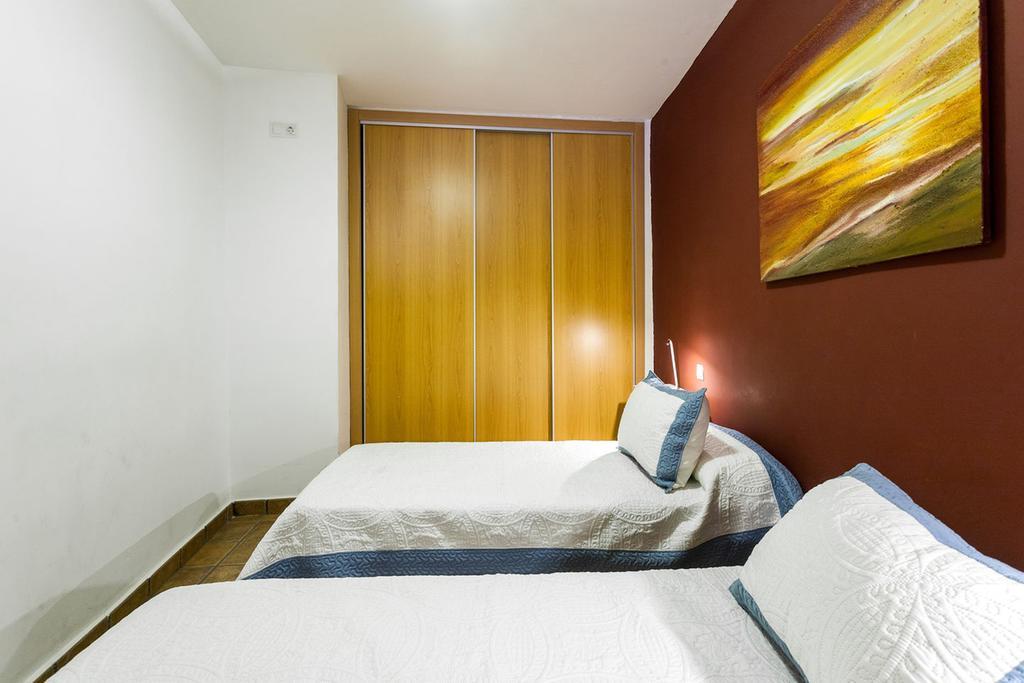 Like Apartments Lonja Валенсия Экстерьер фото