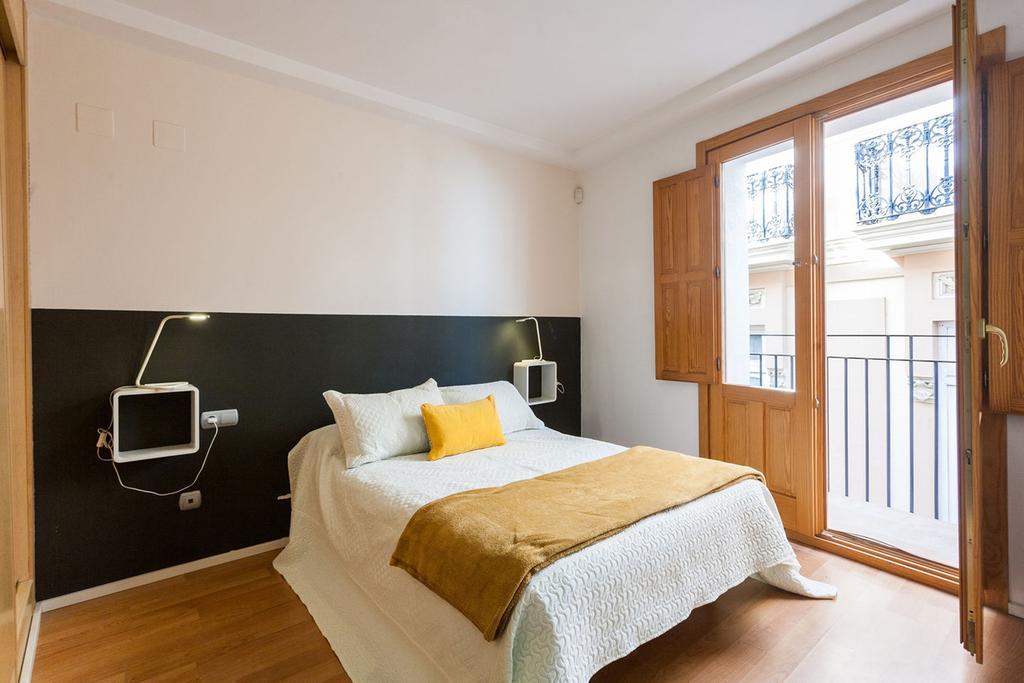 Like Apartments Lonja Валенсия Экстерьер фото