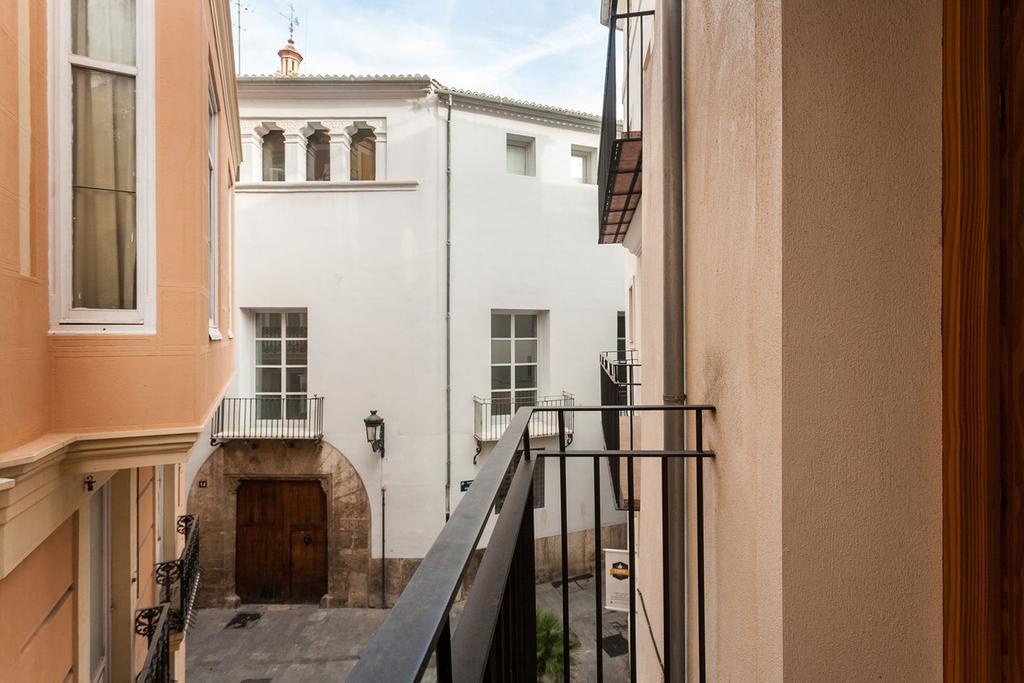 Like Apartments Lonja Валенсия Экстерьер фото