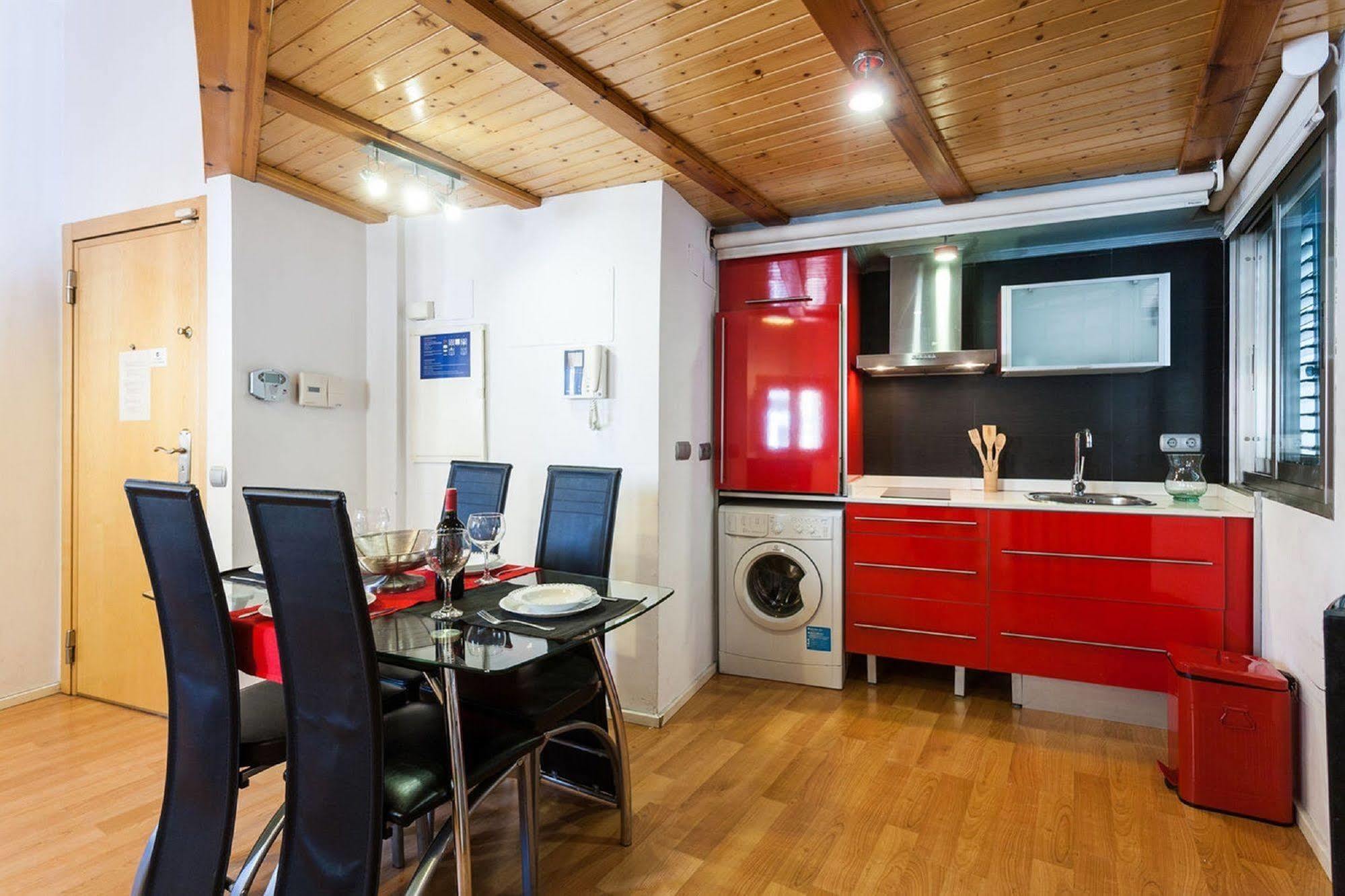 Like Apartments Lonja Валенсия Экстерьер фото