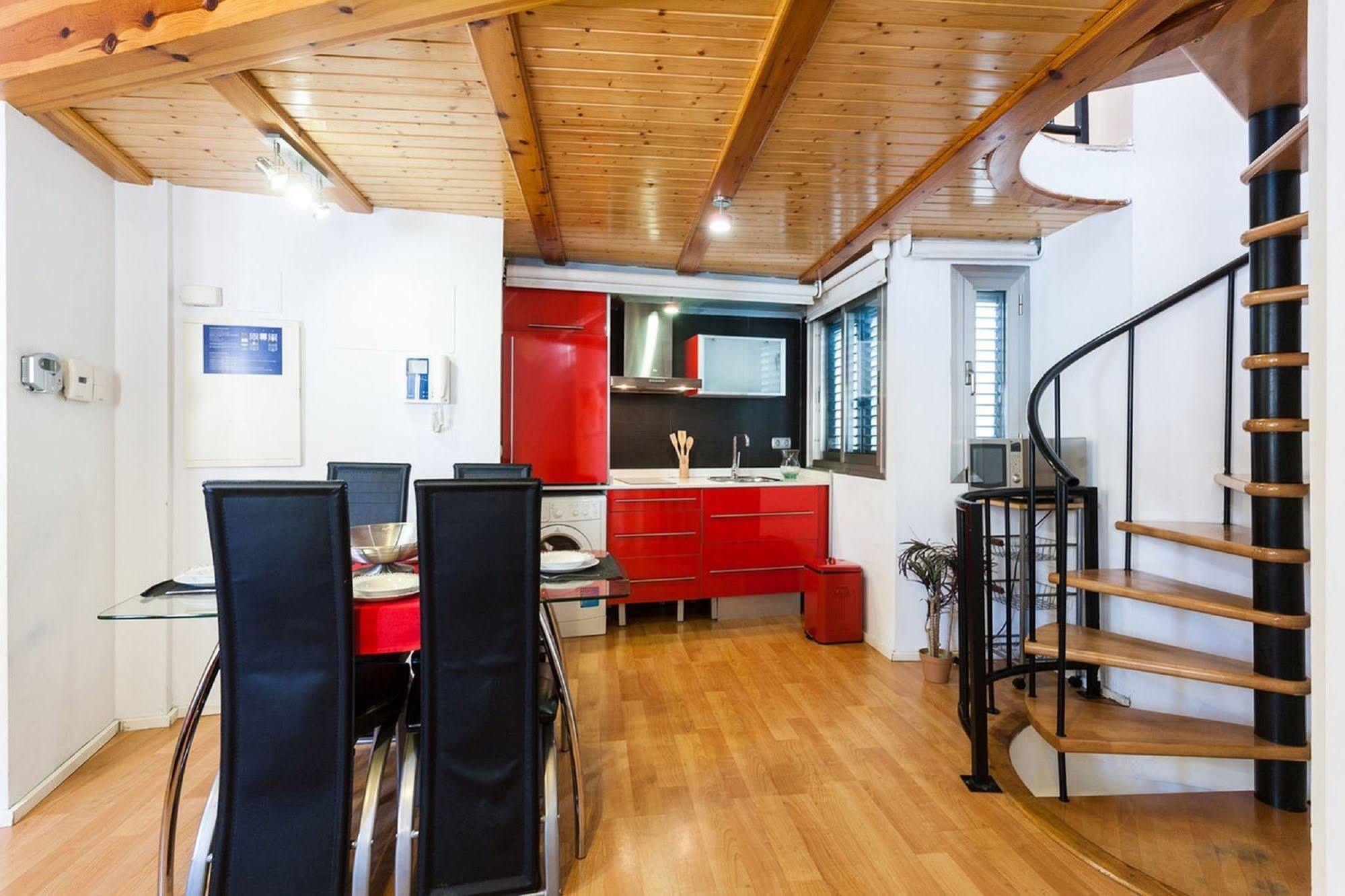 Like Apartments Lonja Валенсия Экстерьер фото