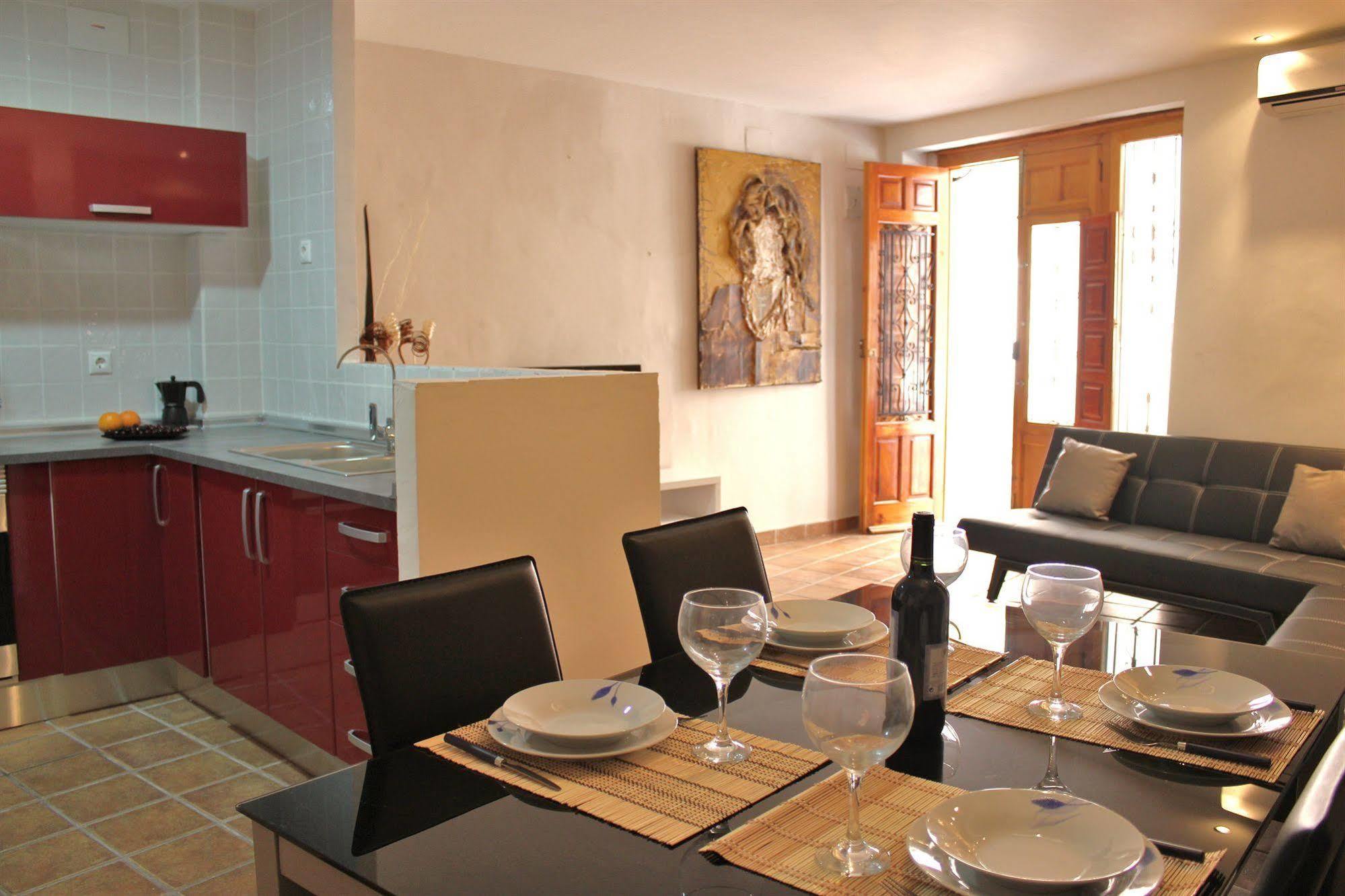 Like Apartments Lonja Валенсия Экстерьер фото